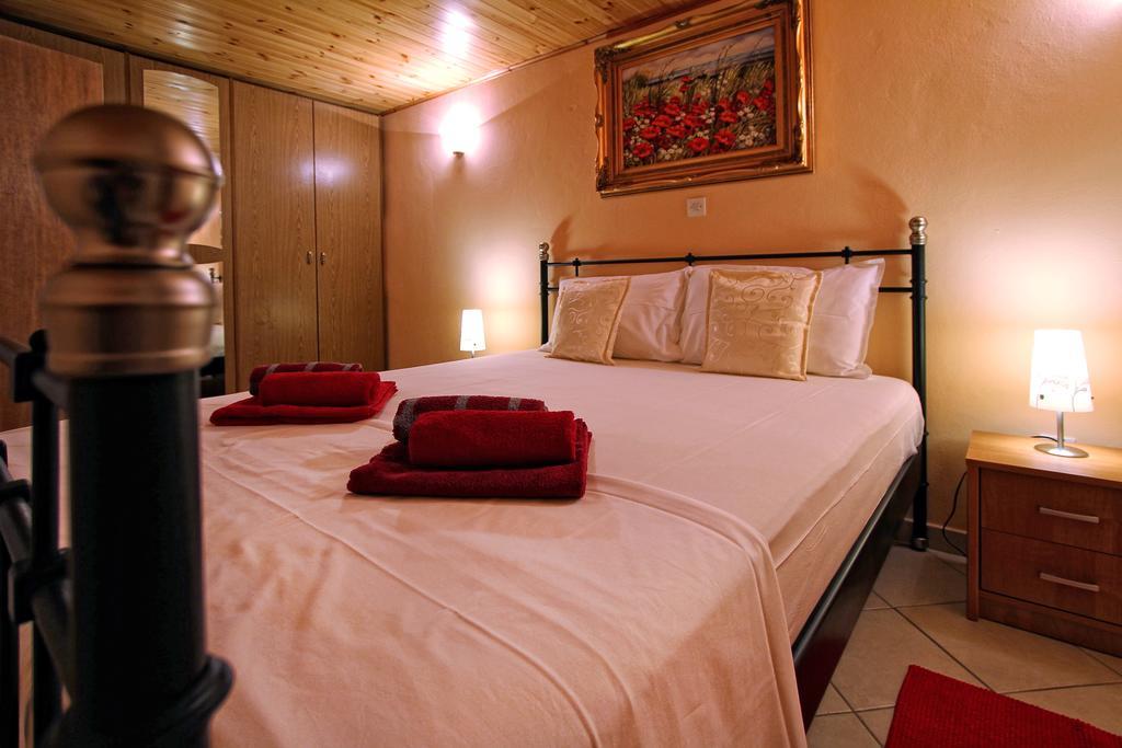 Holiday Home Marko Funtana Exterior photo
